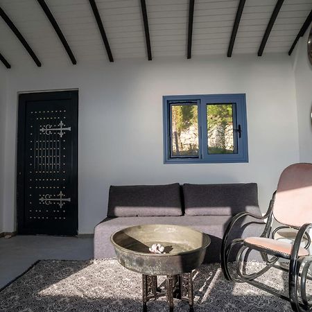 Serenity Boutique Suites Athánion المظهر الخارجي الصورة